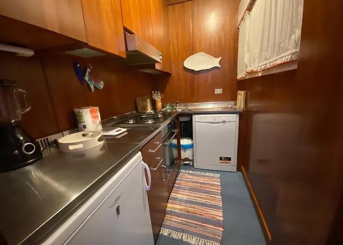 Liguria Holidays - Scogliera Gaby * Sori